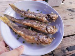 干煎小黄鱼-小河无名面馆