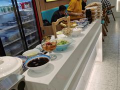 自助取餐区-穆芳阁兰州纯汤牛肉面(西安总店)