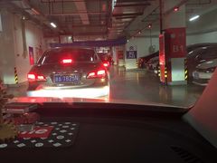 -杭州滨江宝龙城