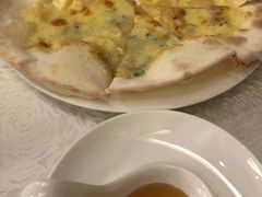 奶酪披萨-爱茉莉意大利西餐厅