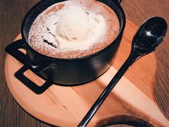 -恰餐厅及酒吧 CHAR Bar & Grill (北京丽都皇冠假日店)