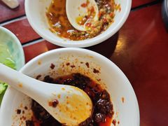-鲁朗纳麦石锅鸡庄园
