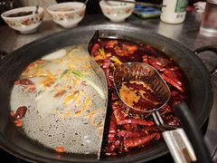 -朱光玉火锅馆(龙阳广场店)