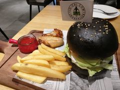 -LO CALCOW卡路力轻食主义餐厅(陆家嘴店)
