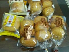 -华荣西饼屋(金禧店)