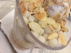 -满记甜品(优客百盛店)