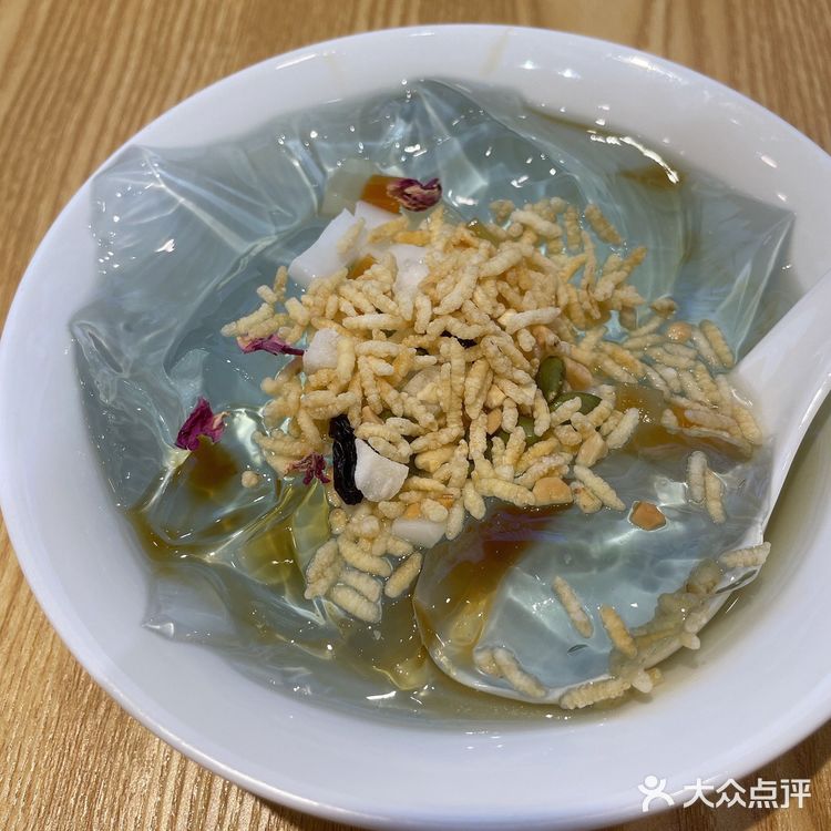 没有什么事情是一条肠粉不能解决的[调皮]