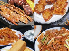 -何妹湿辣牛肉·粤式烧烤砂煲(桂雅路店)