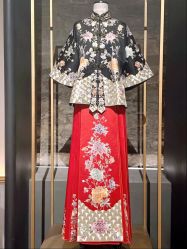 -藤薰定制中式嫁衣礼服旗袍店