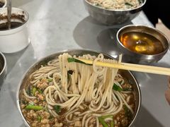 -正宗杨记普洱酸醋米线(总店)