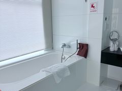 -北京希尔顿逸林酒店