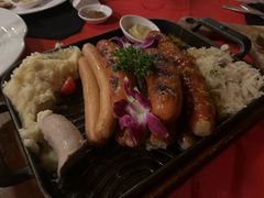 -申德勒加油站餐厅(三里屯北小街店)