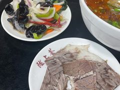-陇上全荟兰州传统牛肉面(延吉路店)