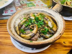 黄鳝牛肉煲仔饭-关氏饮食店