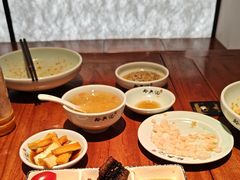 -裕兴记•蟹黄面馆(人民广场店)