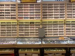 -沫芮眼镜·蔡司官方授权店(人民广场店)