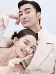 -至臻微拉婚纱摄影