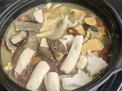 -野菌皇海景野生菌火锅(滨海大道店)