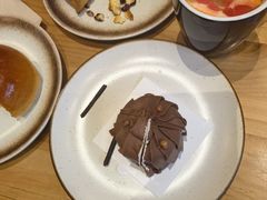-Dough&Joe团憩(瑞虹天地月亮湾店)