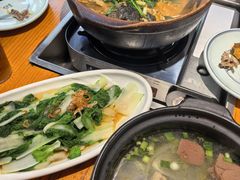 -九道菜有鸡鱼头(石鼓路店)