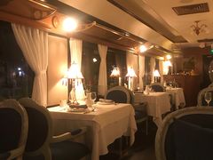 -火车头法国西餐厅