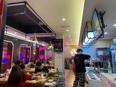 大堂-百口川老火锅(西科大新区店)