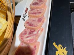 -老牌坊云南鱼豆花火锅(哈西万达店)