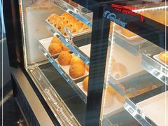 面包甜点陈列柜-敏华冰厅(平安金融中心店)