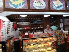 -红宝石·鲜奶小方·海派西点房(南丹店)