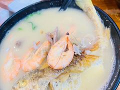 黄鱼肉丝汤年糕-台州老六海鲜面馆(上南总店)