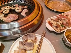 -黑金·寻焰自助百汇·烤肉·火锅(中街店)