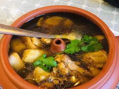 -小厨子私房菜·云南美食店