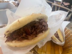-闫家驴肉老店(华电一校店)