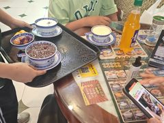 -广信牛奶甜品世家(台东店)