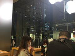 -Apple零售店(华贸购物中心店)