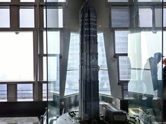 -上海金茂大厦88层观光厅