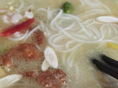 -桥香园过桥米线(国贸店)