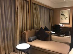 -中山利和希尔顿酒店