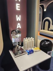 -奈尔宝家庭中心·亲子餐厅(北京东坝万达店)