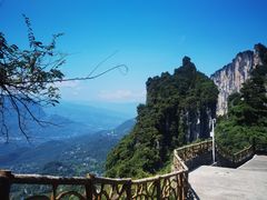 -蝶舞清江·恩施云顶景区(黄鹤峰林)