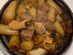 煲仔牛腩猪肠粉-虾饺妹·酒家(金碧店)