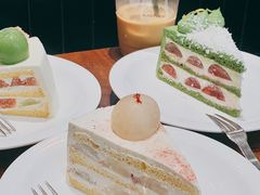 车厘子抹茶蛋糕-black rainbow coffee