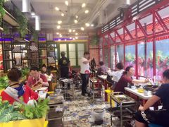 大堂-钢管厂歆瑞源油卤串串香(春熙路太古里店)