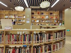 -漕河泾街道图书馆(漕河泾社区文化活动中心店)