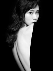 -定格摄影·轻奢定制写真馆