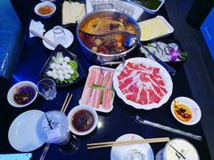 -唯爱KTV聚会餐厅(仙林东城汇店)