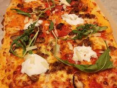 -必胜客(城西银泰店)