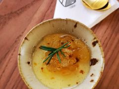 杏仁豆腐-知亘茶食