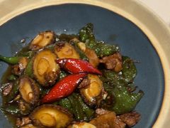 -八府香鸭·啫啫煲(华山路店)