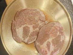 -臻牛烤肉